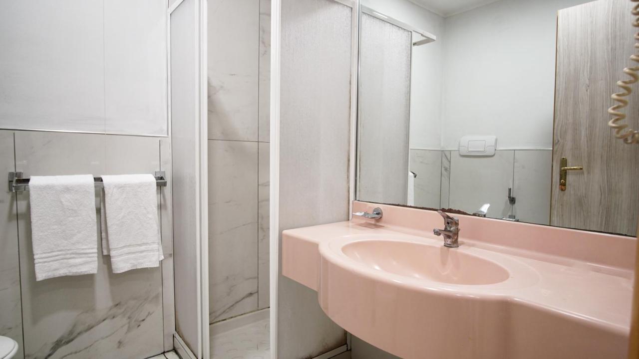 Hotel Cesare 14 Naples Luaran gambar