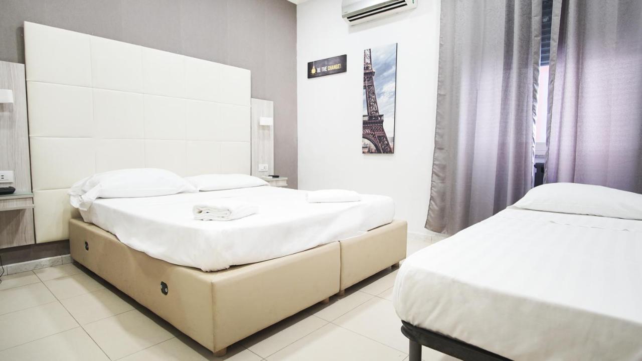 Hotel Cesare 14 Naples Luaran gambar