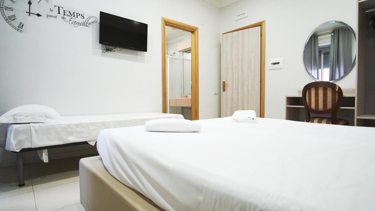 Hotel Cesare 14 Naples Luaran gambar